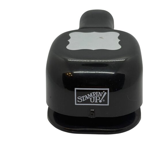 Stampin Up! Decorative Label Paper Punch Rare Ruffled Square Whale Tale - Picture 3 of 4